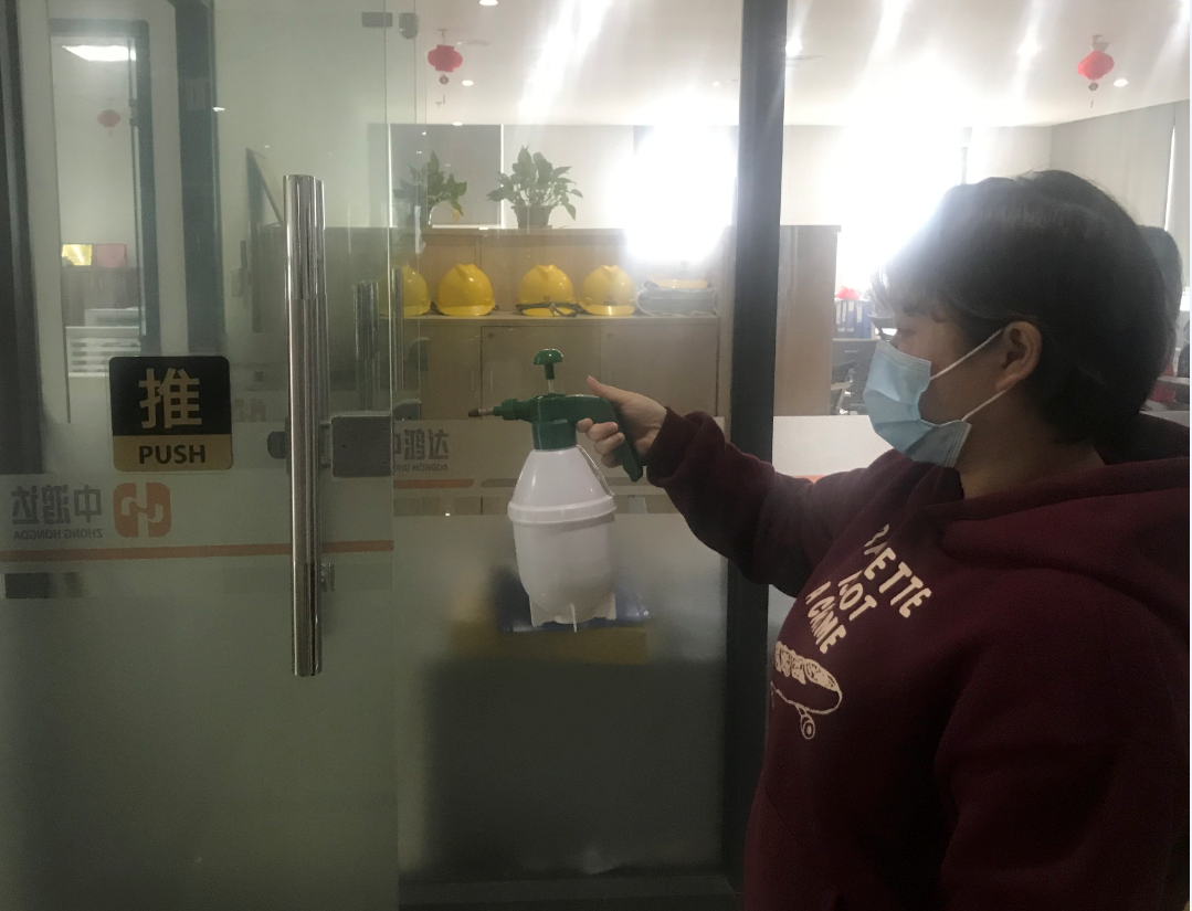 疫情防控|尽职尽责的“守护者”—行政中心许丽婷